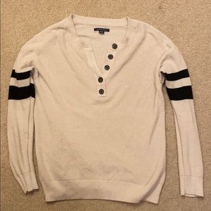 American Eagle Beige Sweater